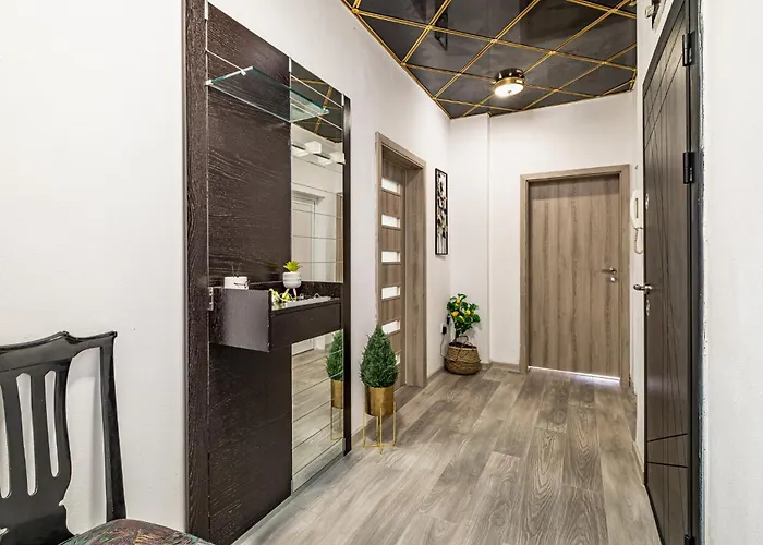 Black Sea Spacious 3br By Flat Manаger فارنا