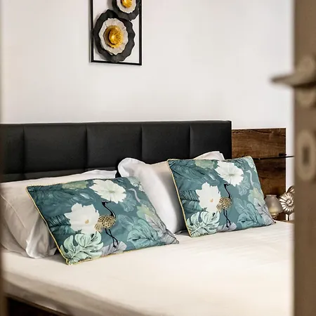 Black Sea Spacious 3br By Flat Manаger Apartment Warna