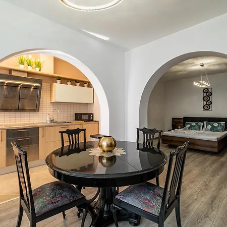 דירה Black Sea Spacious 3br By Flat Manаger וארנה